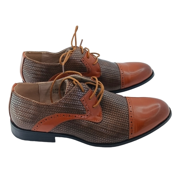 Majestic Collection Oxford Mens Dress Shoes Size 9 Brown Leather Lining Formal - Picture 1 of 9